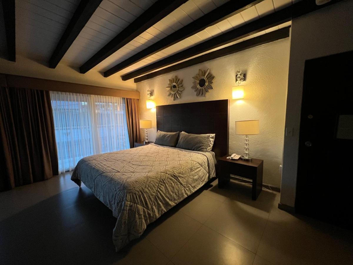 Casa Del Sol Hotel